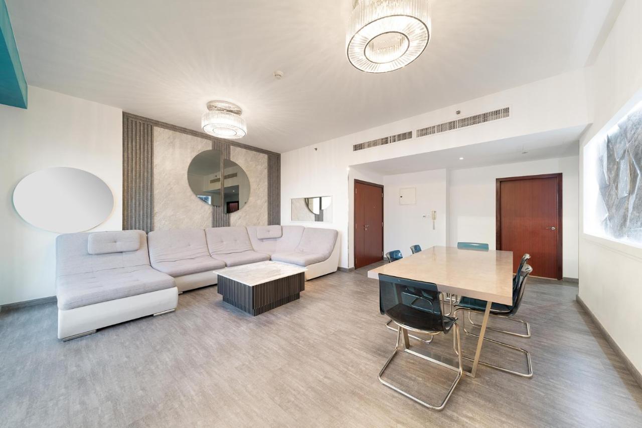 Elan Rimal Suites Дубай Екстериор снимка