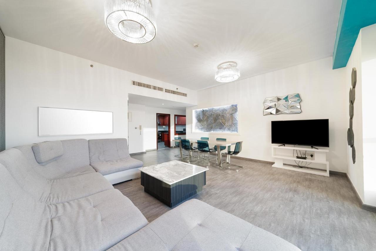 Elan Rimal Suites Дубай Екстериор снимка