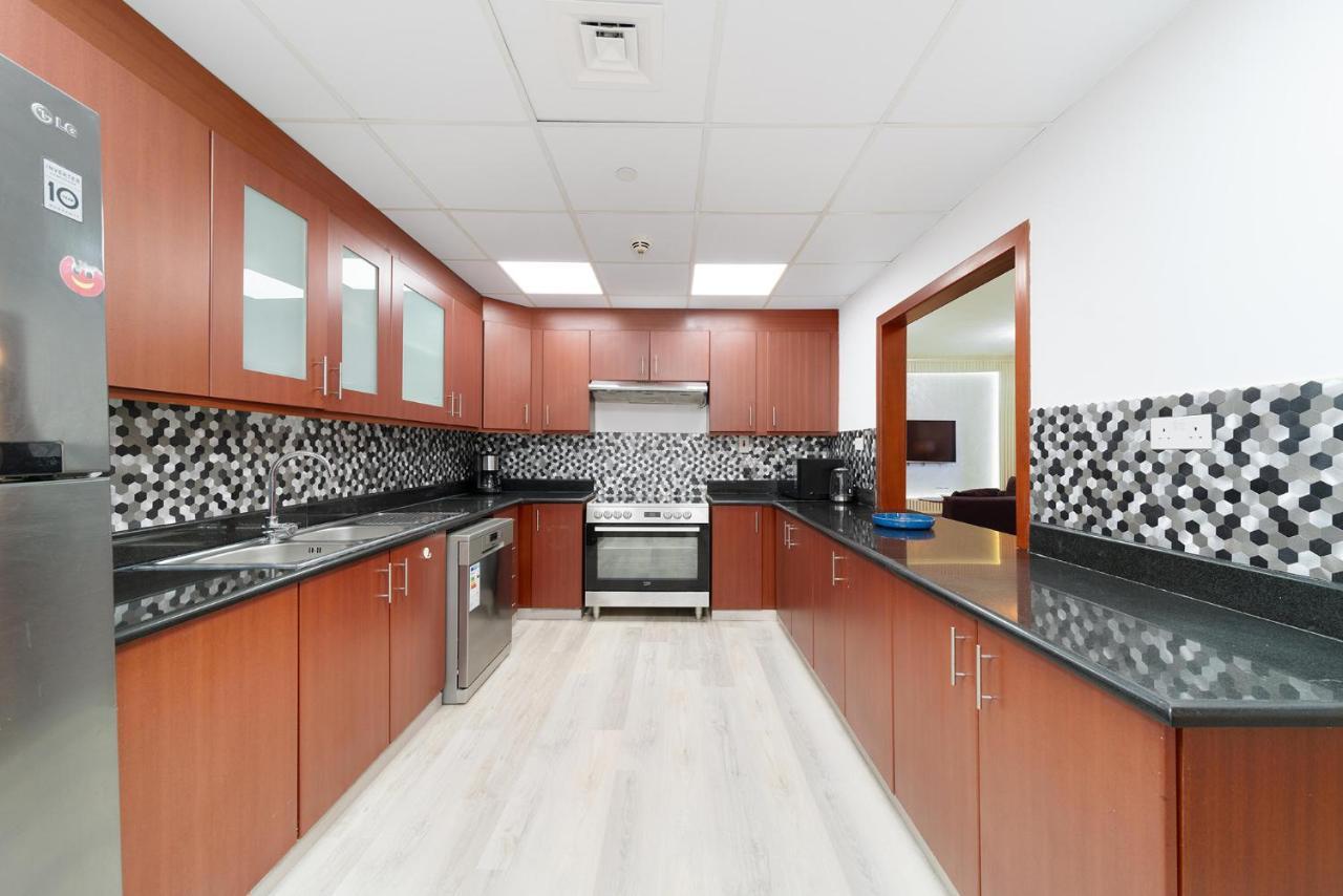 Elan Rimal Suites Дубай Екстериор снимка
