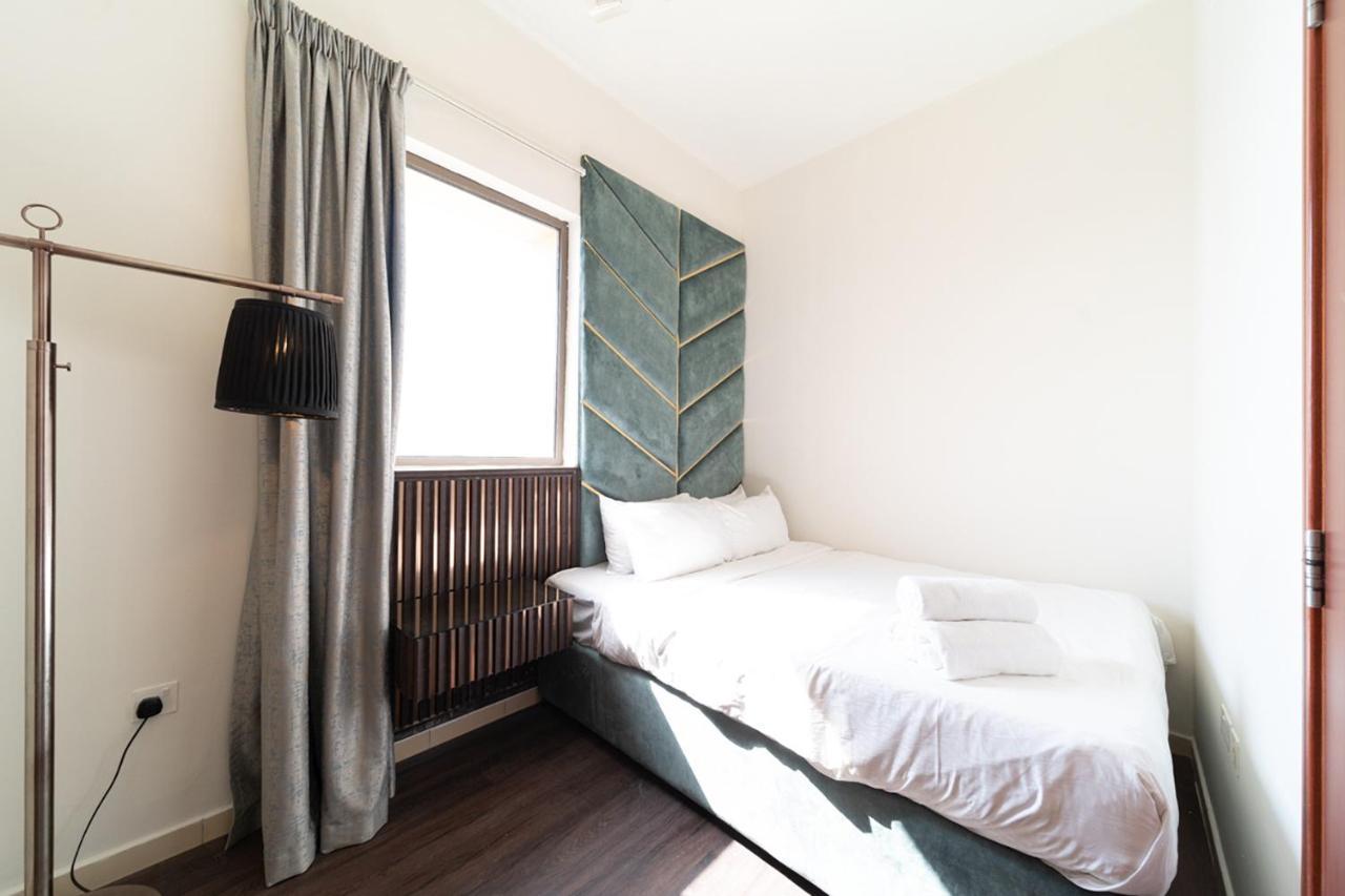 Elan Rimal Suites Дубай Екстериор снимка