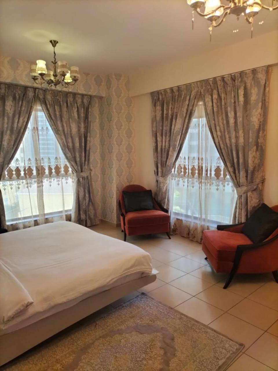 Elan Rimal Suites Дубай Екстериор снимка