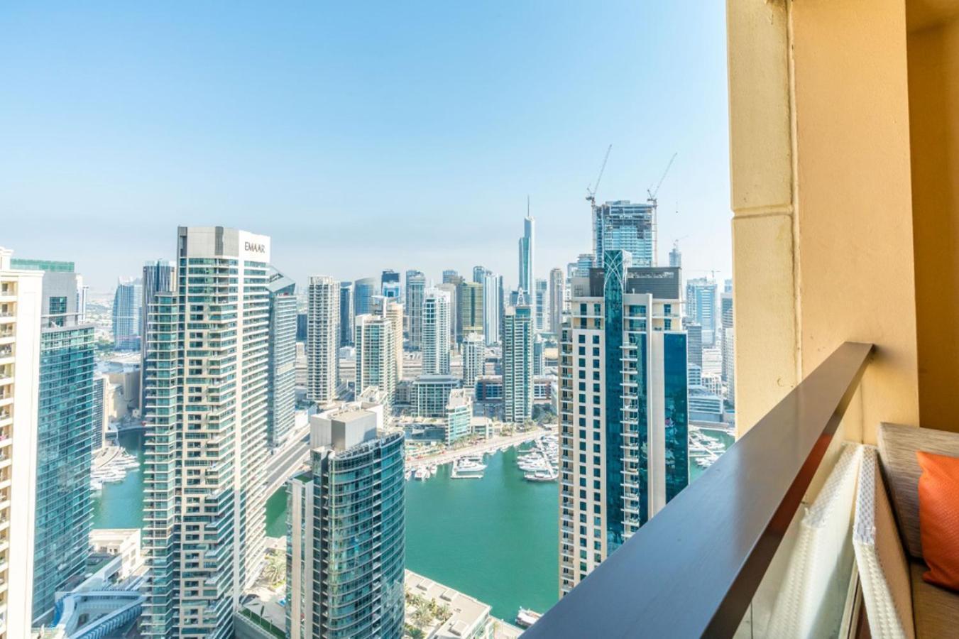 Elan Rimal Suites Дубай Екстериор снимка